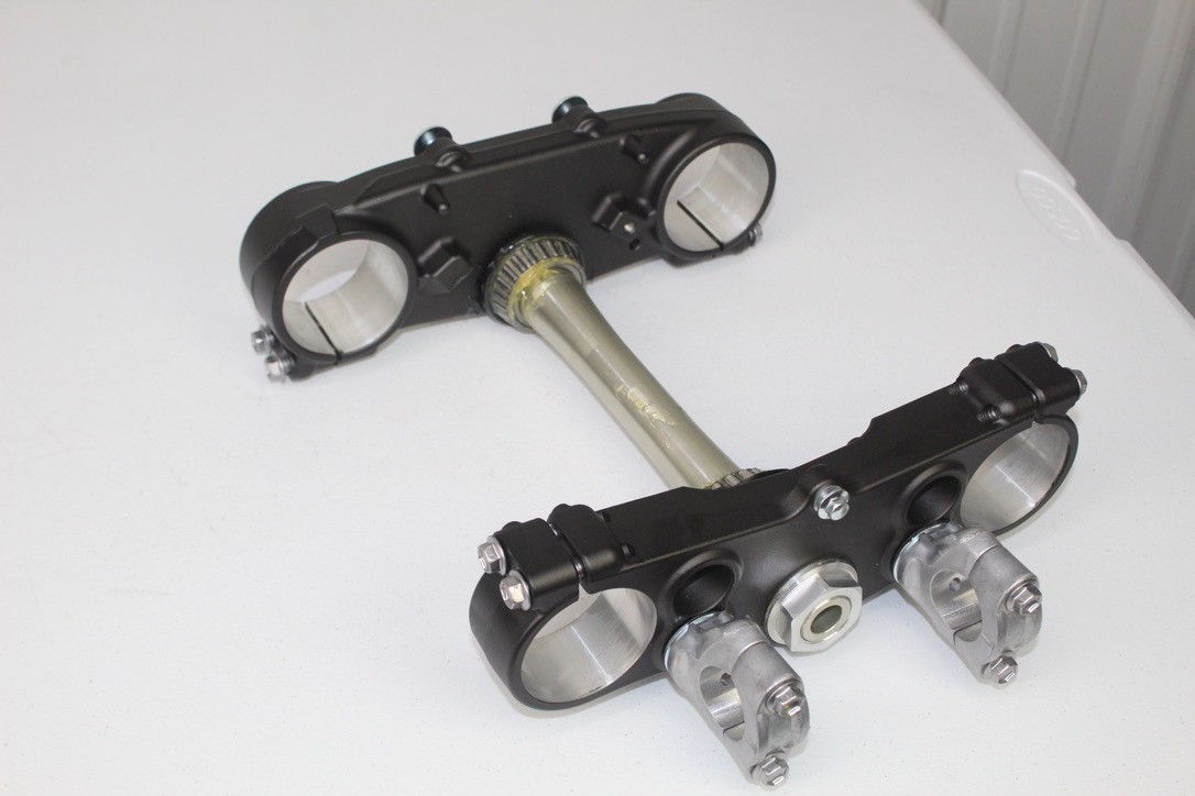 NEW 2024 - 2026 Yamaha YZ250F OEM Triple Clamps YZ450F 23 - 27 YZ 250 F 450