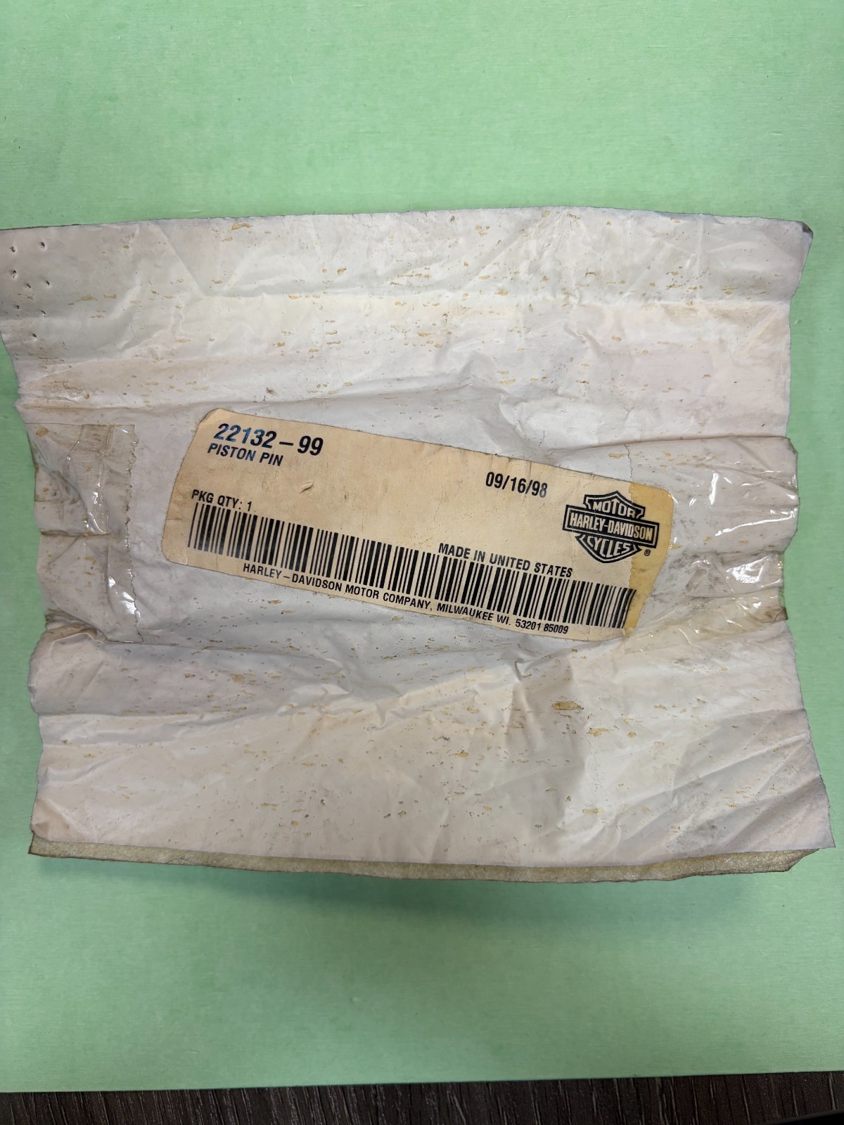 NEW GENUINE Harley Davidson Piston Pin 22132-99 NEW GENUINE Harley Davidson Piston Pin 22132-99