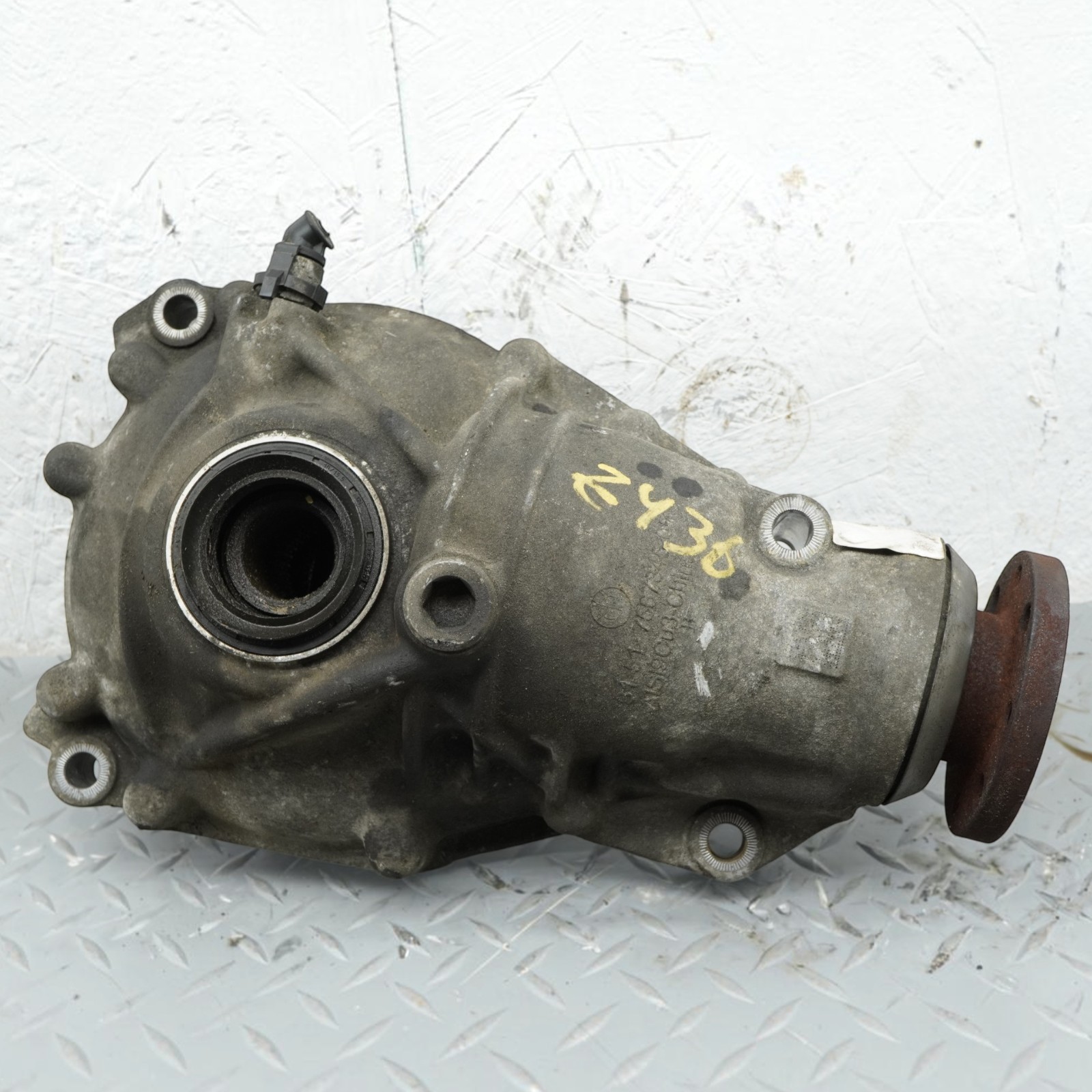 11-17 BMW F25 Xdrive Differential Carrier Gear 3.38 Ratio Front 31517558151 OEM