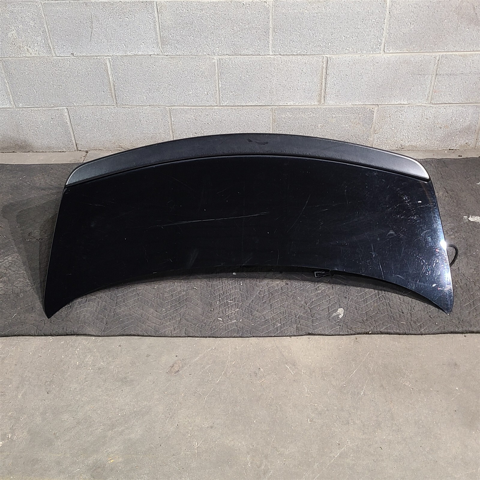 03-09 Mercedes CLK 500 AMG Deck Lid Trunk Lid Aa7492 03-09 Mercedes CLK 500 AMG Deck Lid Trunk Lid Aa7492