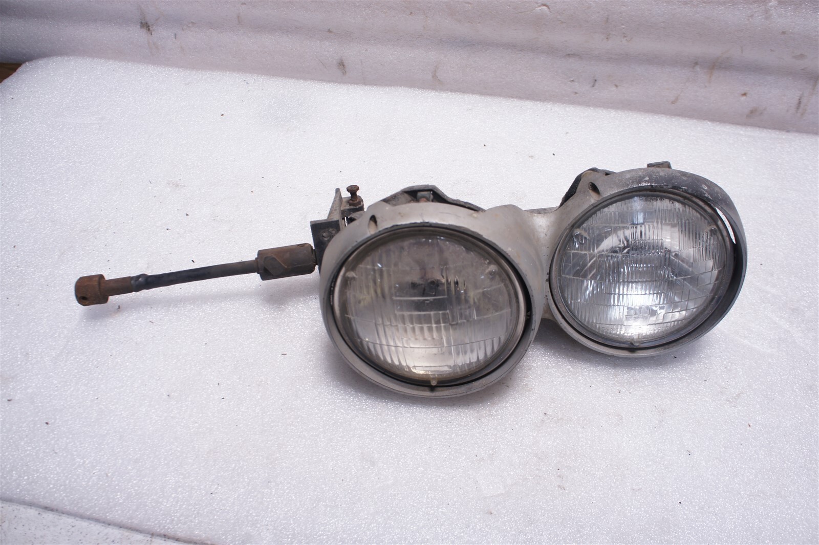 1966-67BUICK RIVIERA LH Headlight Assembly OEM /G1/
