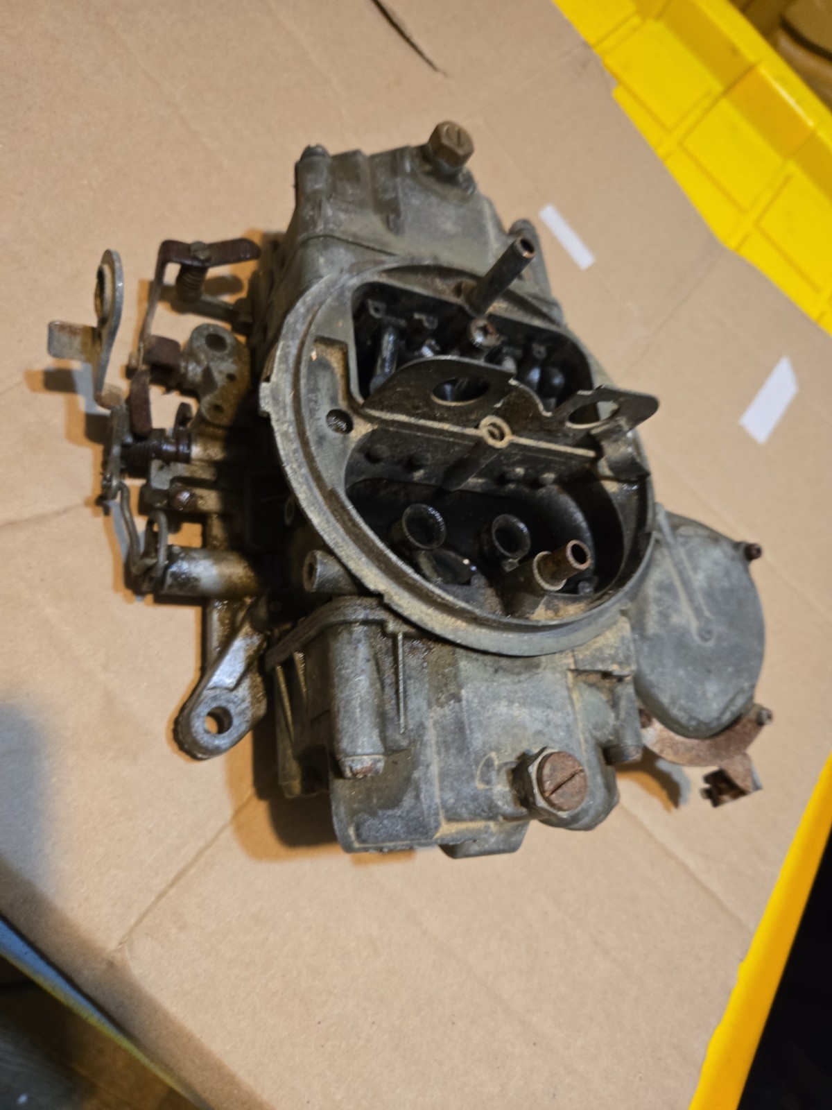 Holley 3916-1S 950cfm 3 BARREL CARBURETOR Date 345 Yenko 427 CAMARO Copo Nascar Holley 3916-1S 950cfm 3 BARREL CARBURETOR Date 345 Yenko 427 CAMARO Copo Nascar