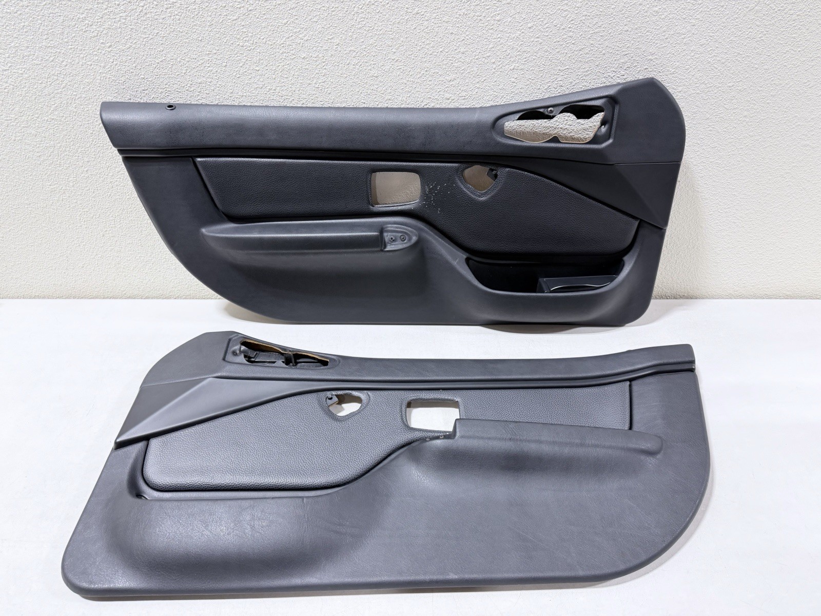 1996-1999 BMW Z3 Roadster Black Interior Door Panel Set Left + Right Oem #0657