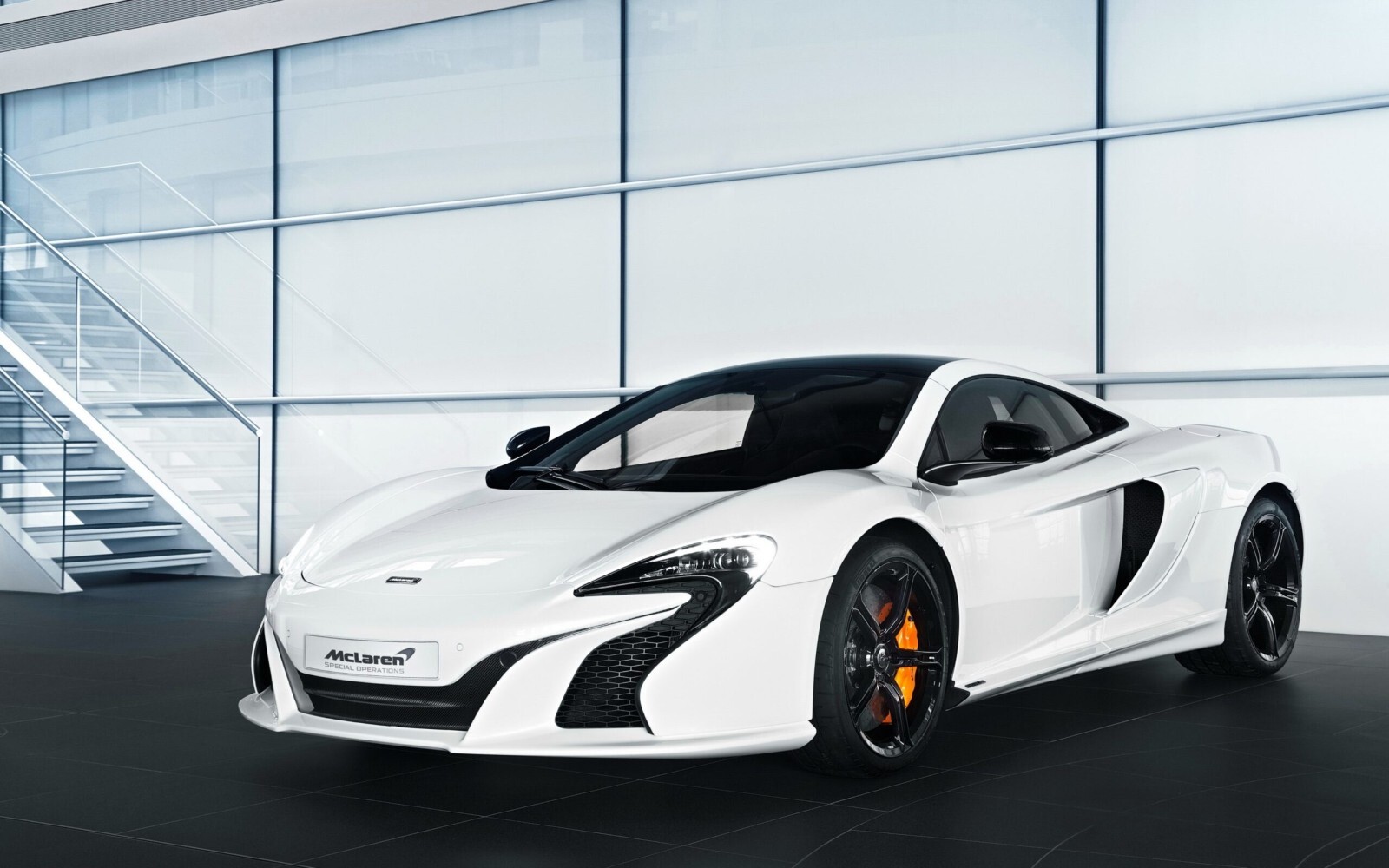McLaren 650s Coupe Windshield **AFTERMARKET NEW**