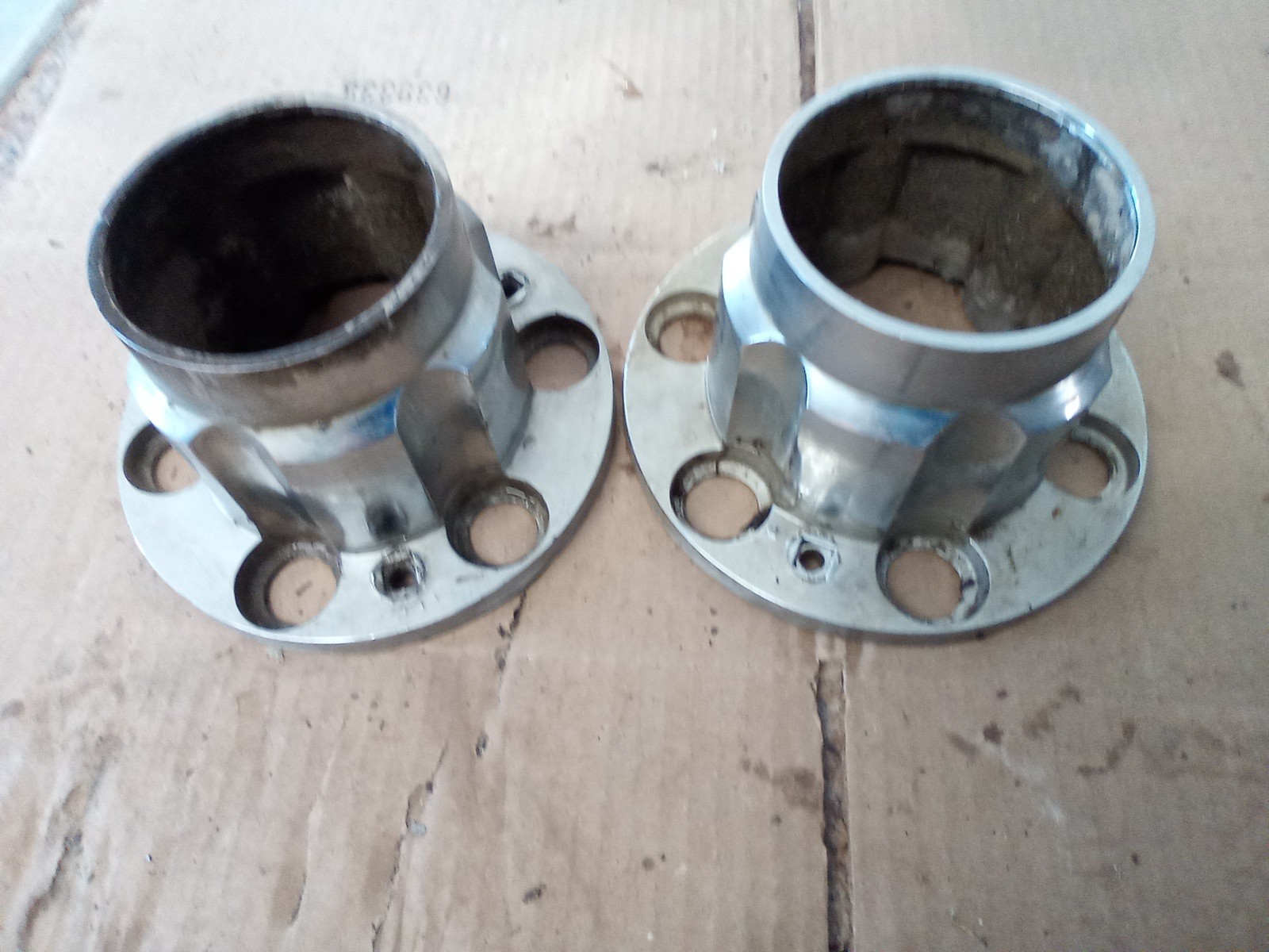 1974-1989 CHEVY 4X4 BLAZER GMC CHEYENNE RALLY WHEEL CENTERS PAIR 474302 74-89 1974-1989 CHEVY 4X4 BLAZER GMC CHEYENNE RALLY WHEEL CENTERS PAIR 474302 74-89