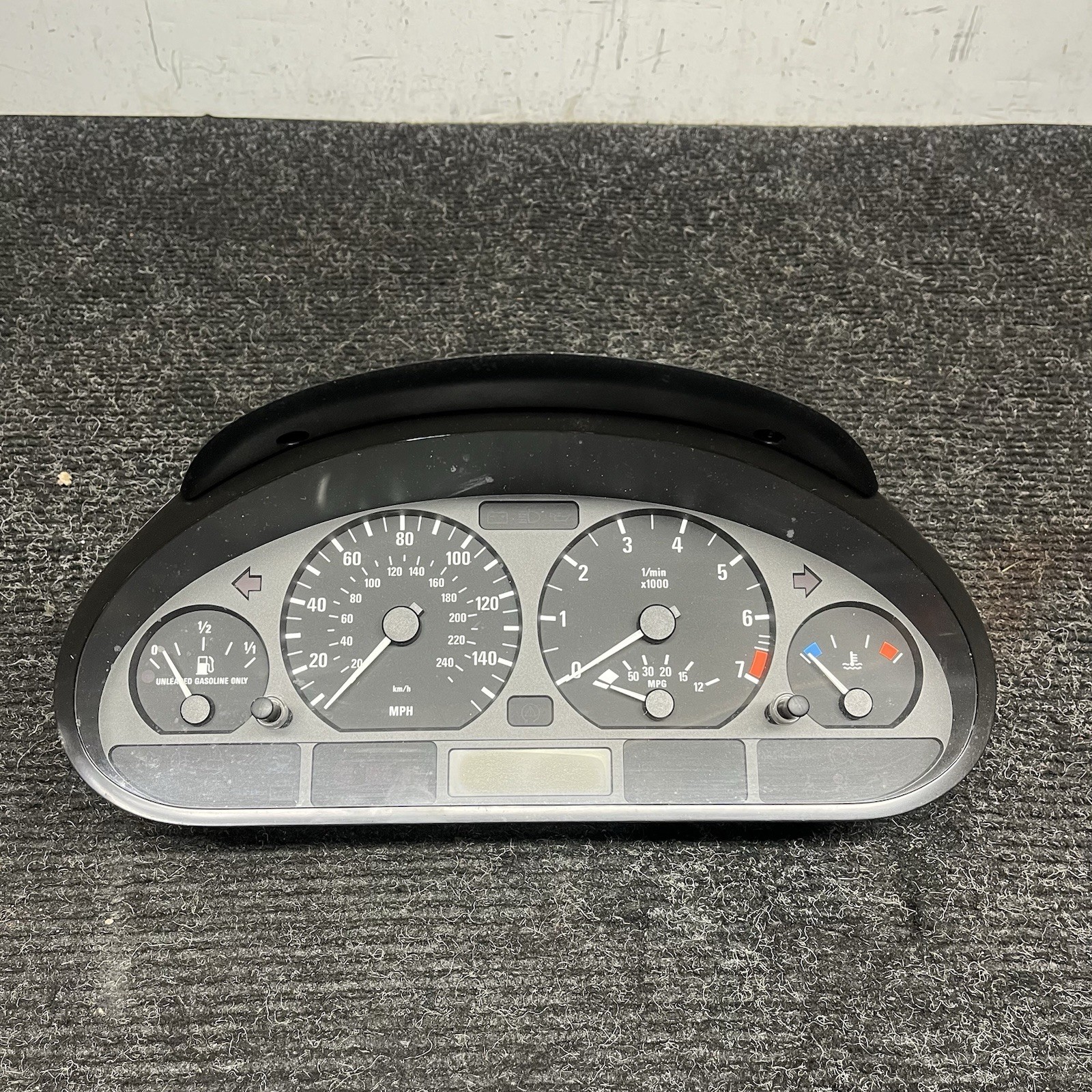 ☑️ 99-05 BMW 325i E46 INSTRUMENT CLUSTER GAUGES 6940876 MANUAL UNKNOWN MILES ☑️ 99-05 BMW 325i E46 INSTRUMENT CLUSTER GAUGES 6940876 MANUAL UNKNOWN MILES