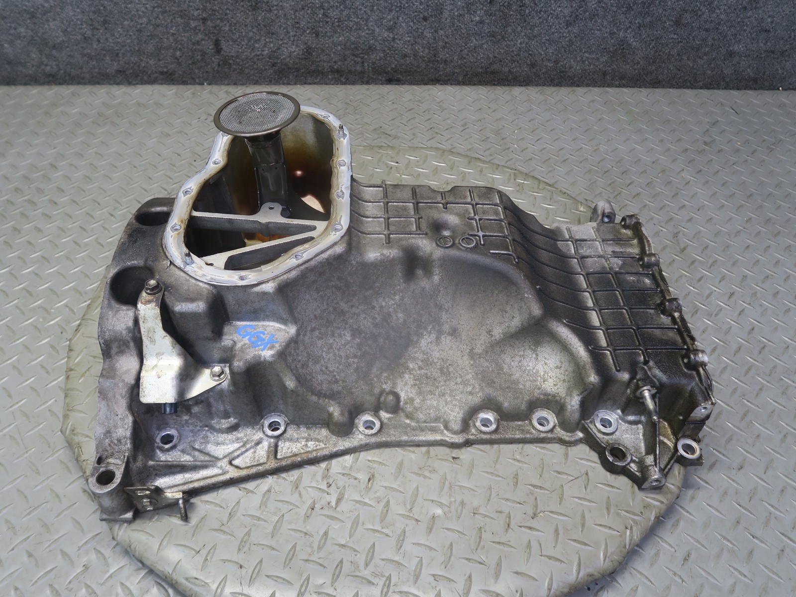 2010-2013 LEXUS URJ150L GX460 1URFE ENGINE MOTOR UPPER OIL PAN