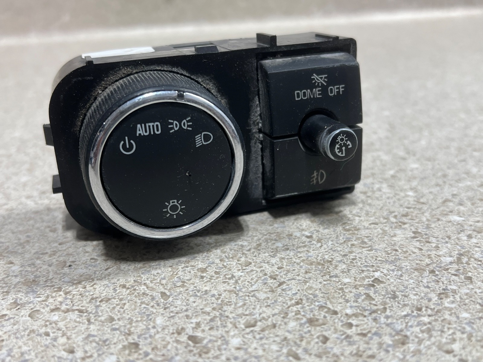 Headlight Headlamp Switch w/ Fog Light For Chevy 07-13 Silverado GMC Sierra 1500