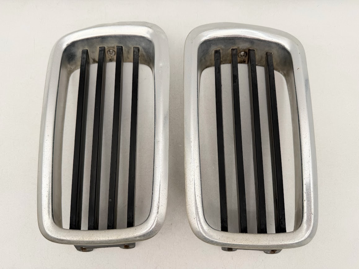 BMW 630 633 635 CSi E24 Front Kidney Grille Grilles Left Right Both sides