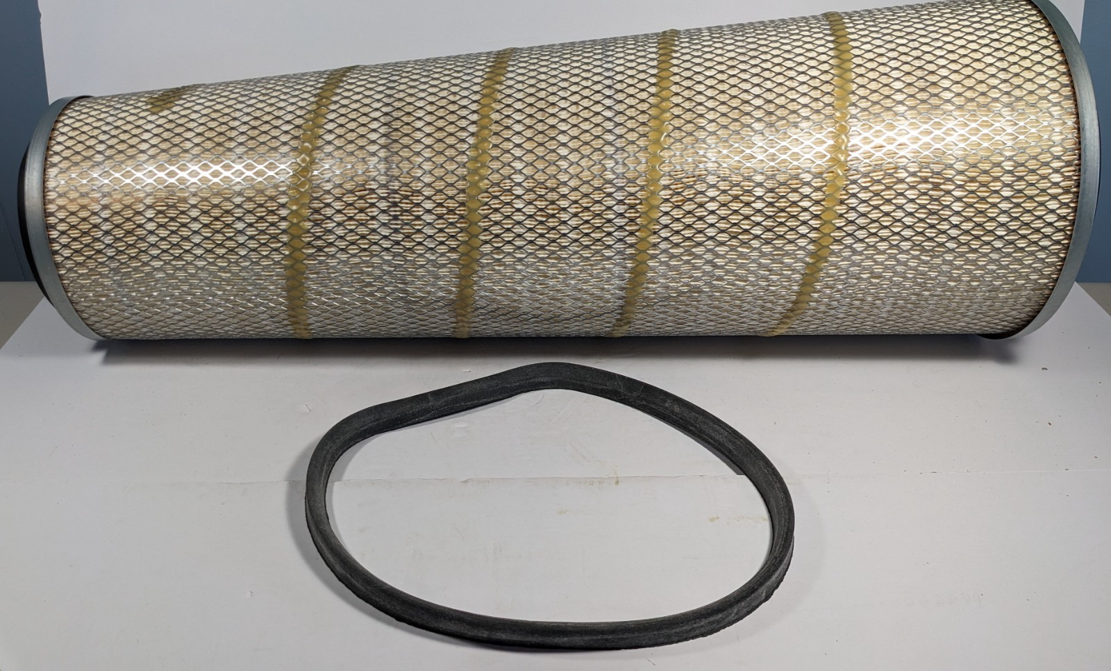 Genuine Baldwin Air Filter PA2732 Peterbilt Freightliner Genuine Baldwin Air Filter PA2732 Peterbilt Freightliner