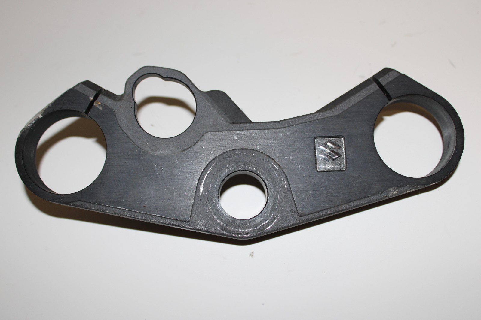 2011 - 2026 Suzuki GSXR 600 750 Upper Triple Tree Clamp 51311-01H00 2011 - 2026 Suzuki GSXR 600 750 Upper Triple Tree Clamp 51311-01H00