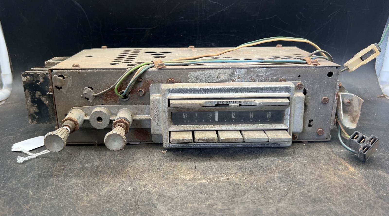 Vintage 1967-1968 Cadillac Wonder Bar AM Radio Stereo Signal Seeking 7279767