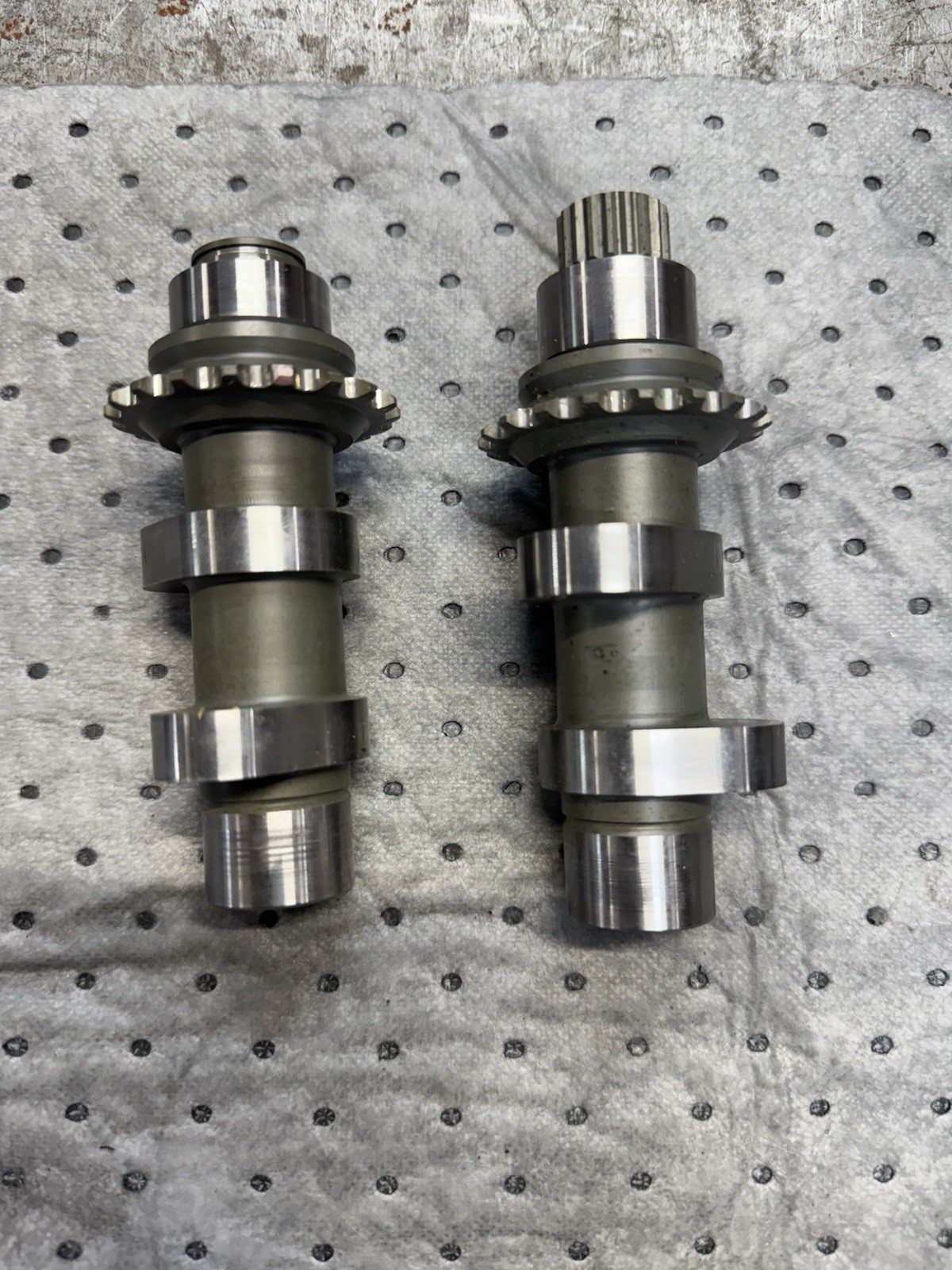 Harley CVO-255 Screamin\' Eagle Twin Cam Camshaft Kit 07-16 Twin Cam 96 103 110 Harley CVO-255 Screamin\' Eagle Twin Cam Camshaft Kit 07-16 Twin Cam 96 103 110