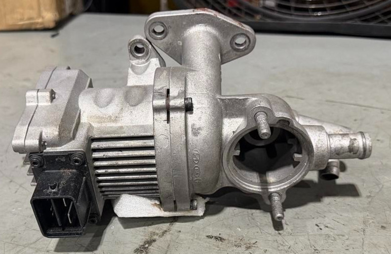 25100-2E270 (-2E272) PUMP ASSY-COOLANT for Hyundai Sonata Hybrid 2016~19 Ups 25100-2E270 (-2E272) PUMP ASSY-COOLANT for Hyundai Sonata Hybrid 2016~19 Ups