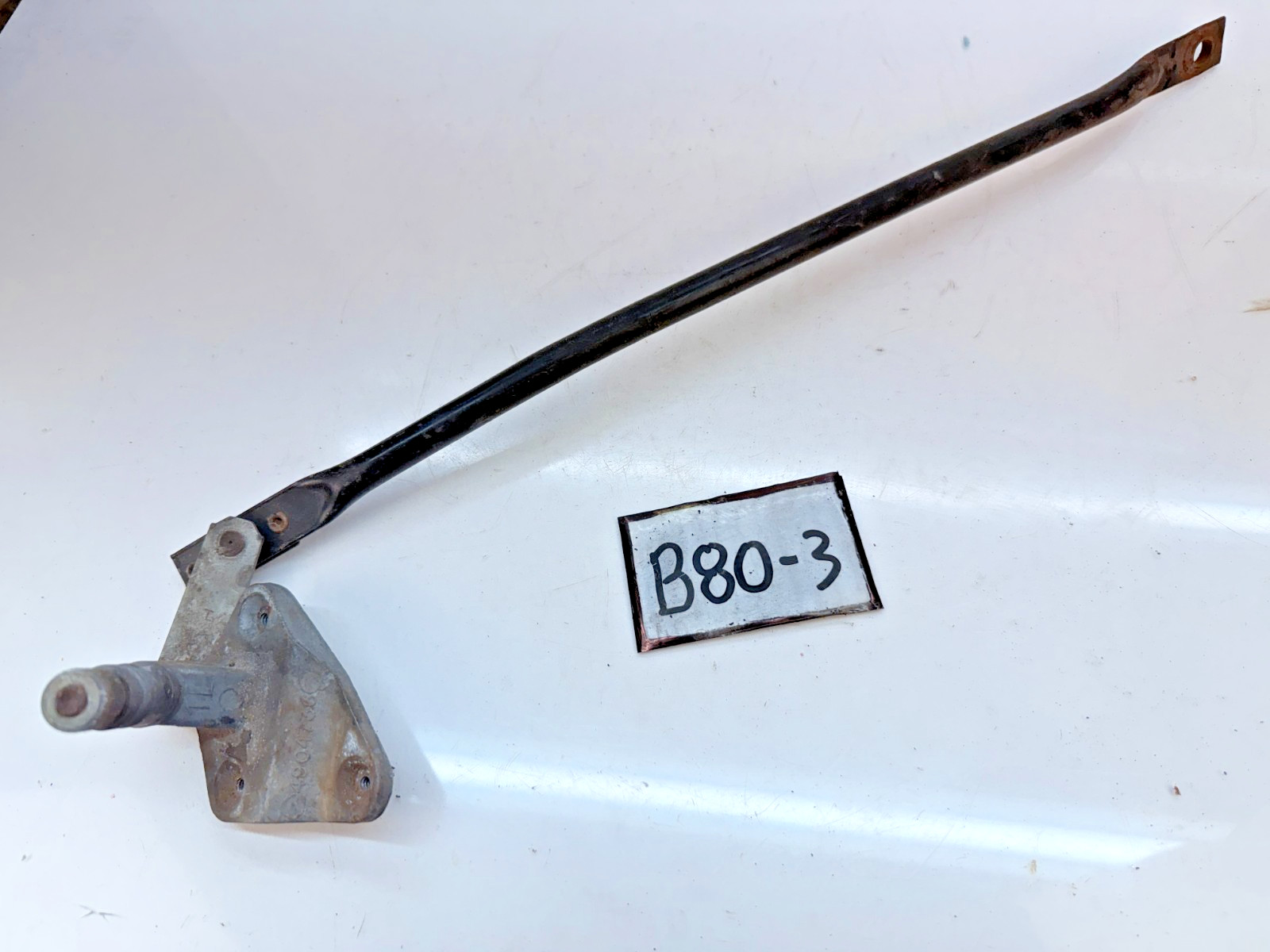 OEM 1959 1960 IMPALA BEL AIR BISCAYNE WINDSHIELD WIPER TRANSMISSION LH B80-3 OEM 1959 1960 IMPALA BEL AIR BISCAYNE WINDSHIELD WIPER TRANSMISSION LH B80-3