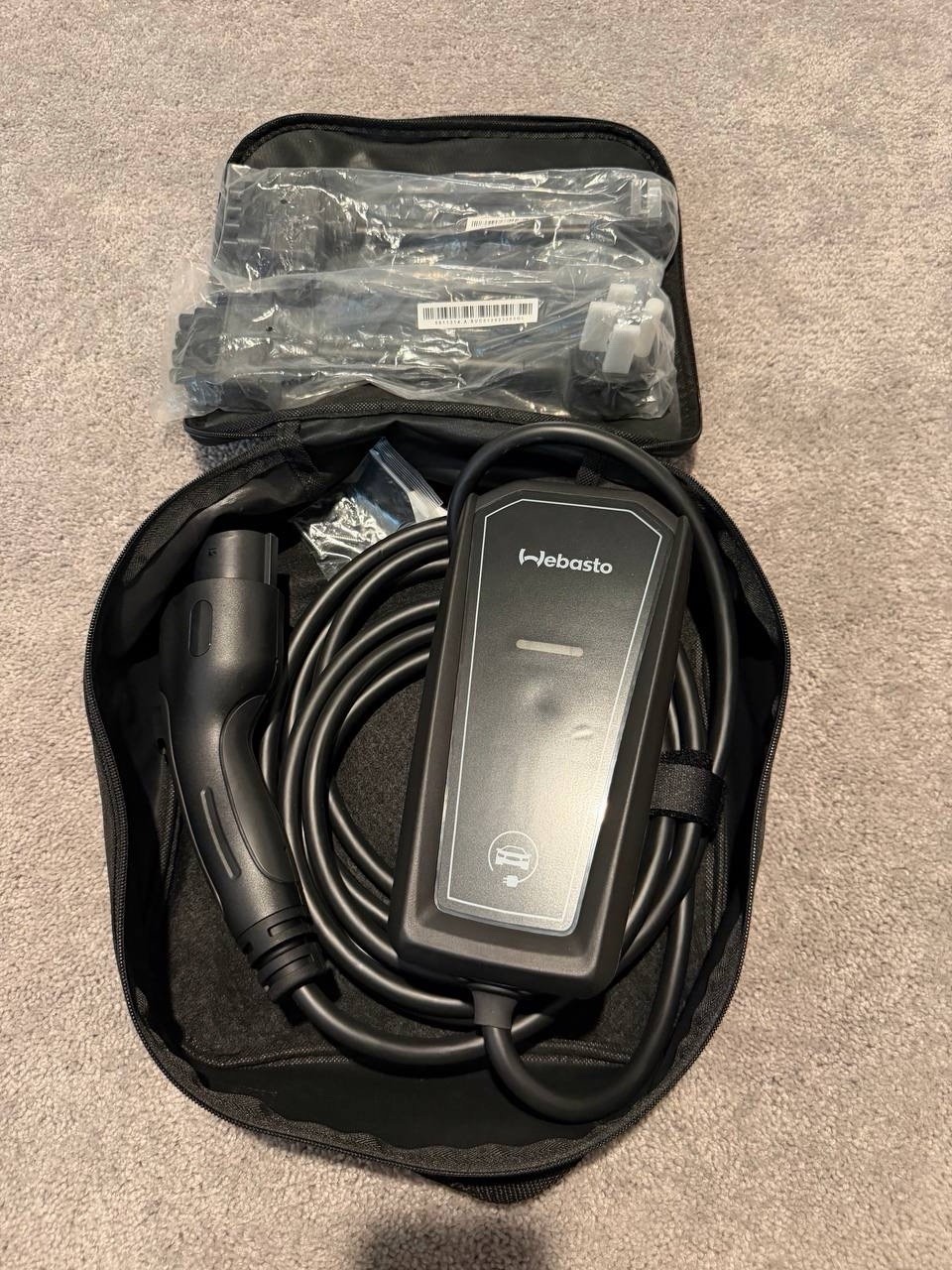 Webasto Dual Level EV Charger 120V 240V 32A J1772 NEMA 5-15 14-50 w/ Case
