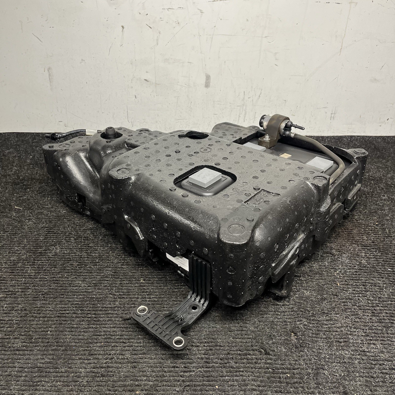 ☑️ 2014-18 BMW F15 X5 D N57 SCR PASSIVE CONTAINER TANK DEF DIESEL RESERVOIR OEM ☑️ 2014-18 BMW F15 X5 D N57 SCR PASSIVE CONTAINER TANK DEF DIESEL RESERVOIR OEM