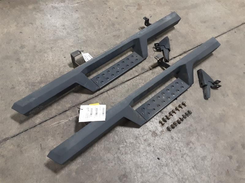 Jeep JK Wrangler 2 Door Westin HDX Side Step Pair 2007-2017 153725