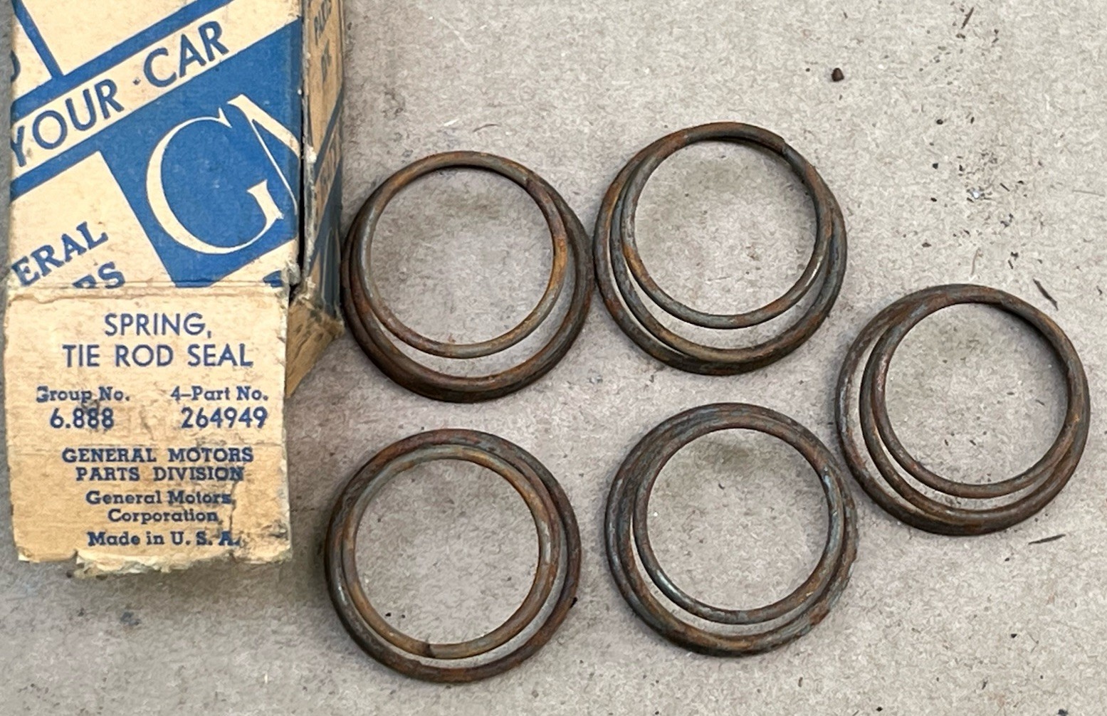 gm 264949 tie rod seal spring NOS 5 included