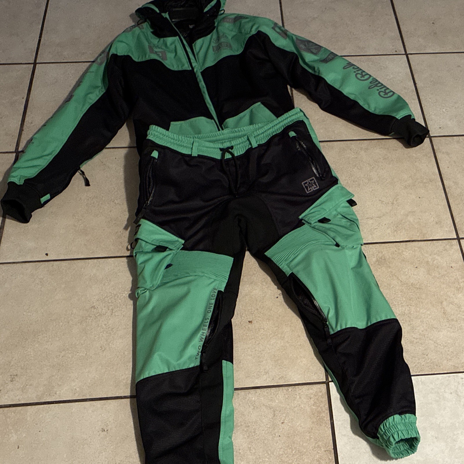 Ride Rich Armoured Mesh Motorcycle Jacket and Pants Size XXL Ride Rich Armoured Mesh Motorcycle Jacket and Pants Size XXL