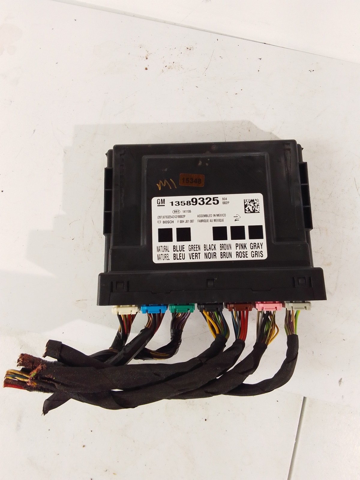 2013-2016 Chevrolet Cruze BODY CONTROL MODULE BCM OEM 13589325 2013-2016 Chevrolet Cruze BODY CONTROL MODULE BCM OEM 13589325