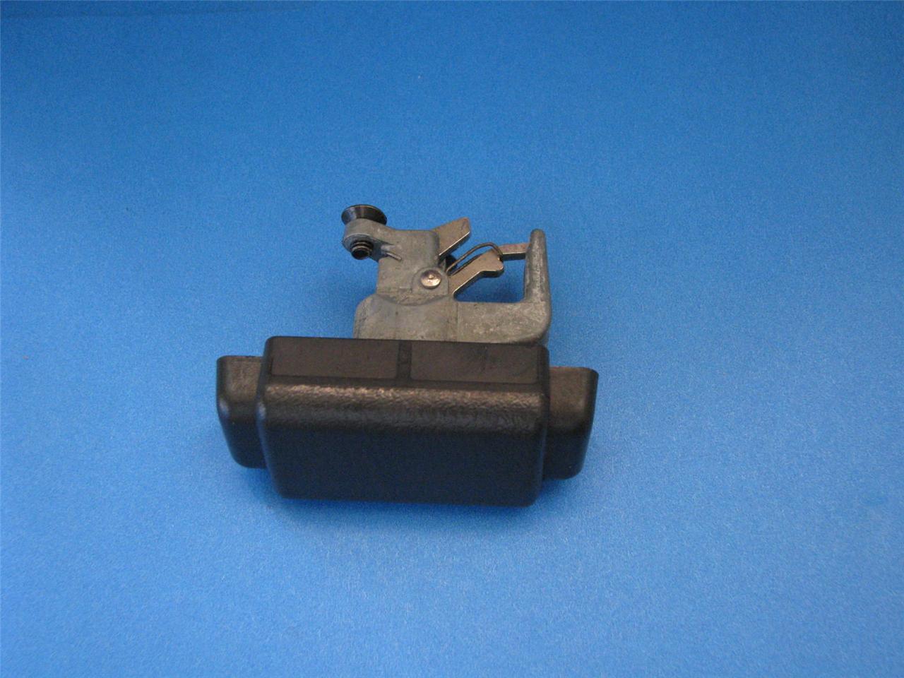1997 1998 1999 Toyota TERCEL Glove Box Latch '97 '98 '99 - CHARCOAL GRAY 1997 1998 1999 Toyota TERCEL Glove Box Latch '97 '98 '99 - CHARCOAL GRAY