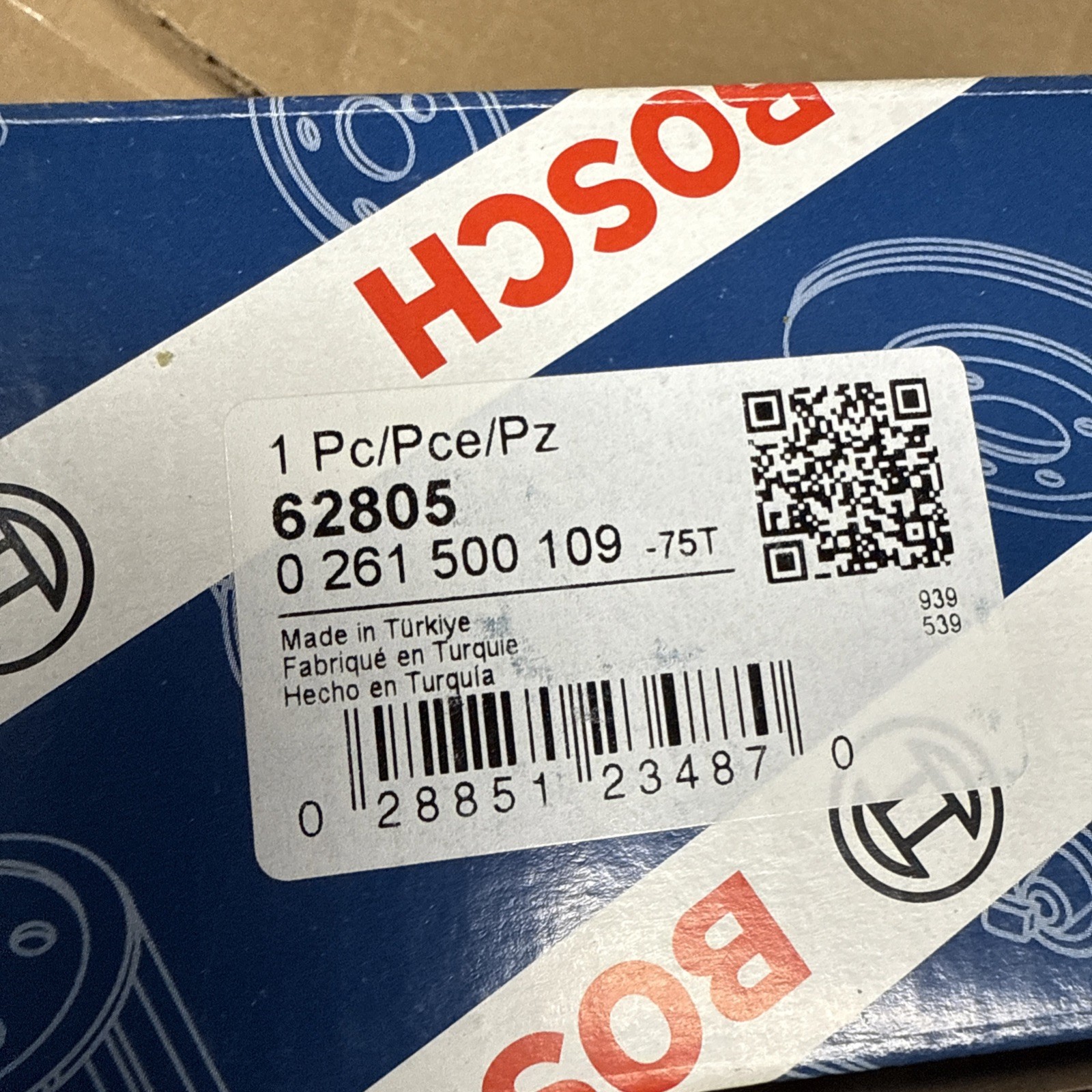 BMW Fuel Injector - BOSCH - 0261500109, 62805 - NEW OEM 13647597870 BMW Fuel Injector - BOSCH - 0261500109, 62805 - NEW OEM 13647597870