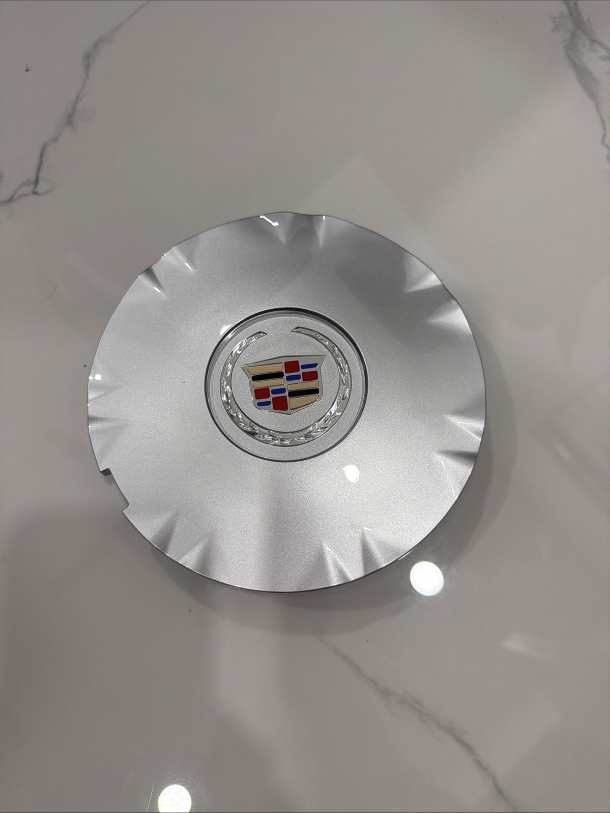 1 BRAND NEW Cadillac CTS 2008 2009 CENTER CAP GM 9596626 1 BRAND NEW Cadillac CTS 2008 2009 CENTER CAP GM 9596626