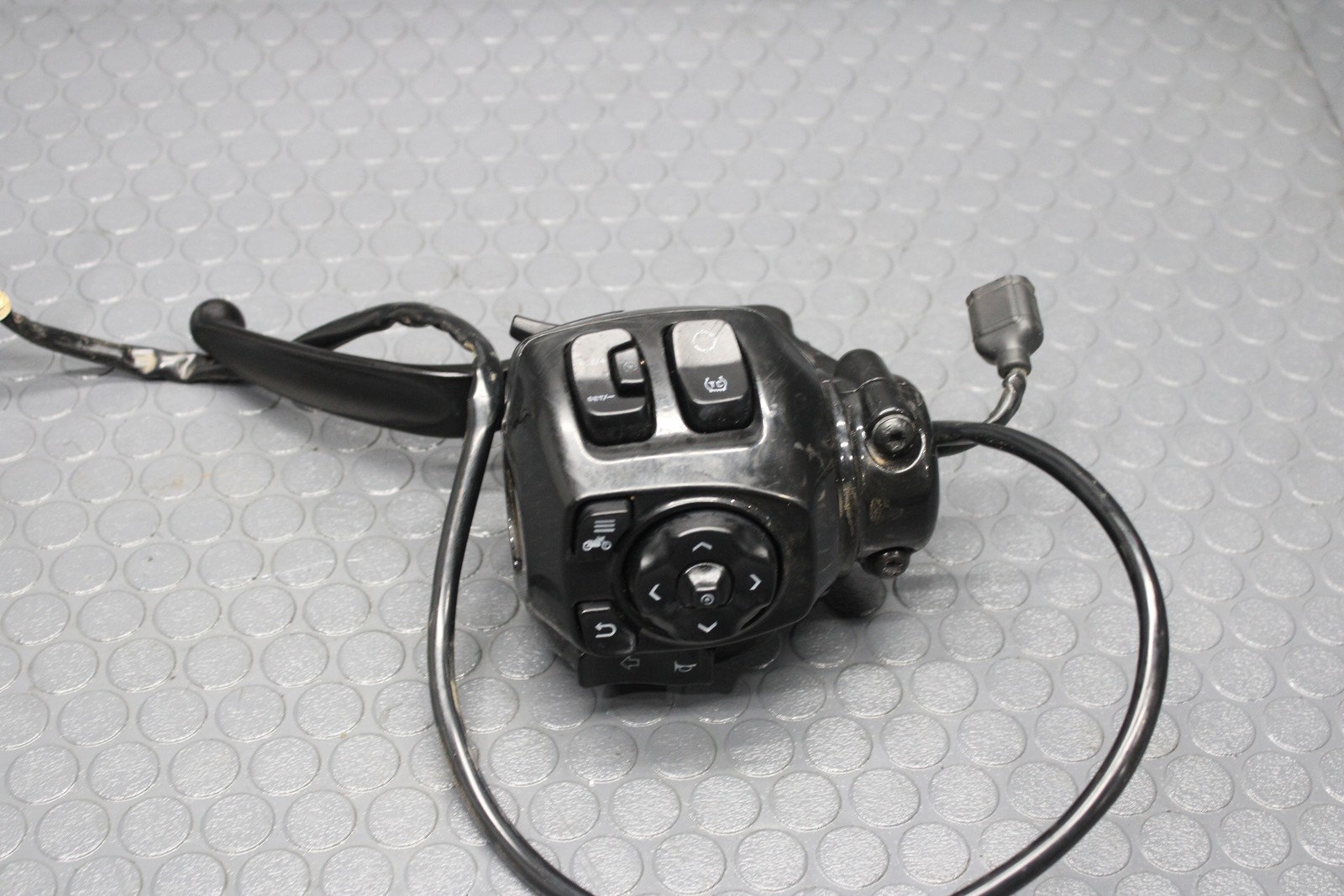24-26 Harley Davidson Road Glide Left Control Switch Pack With Clutch perch