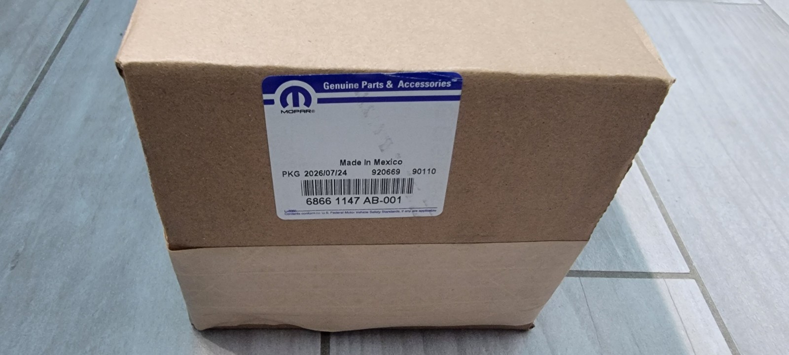 Genuine Sealed OEM MOPAR 68661147AB 3.6L Right Intake Camshaft Kit Genuine Sealed OEM MOPAR 68661147AB 3.6L Right Intake Camshaft Kit