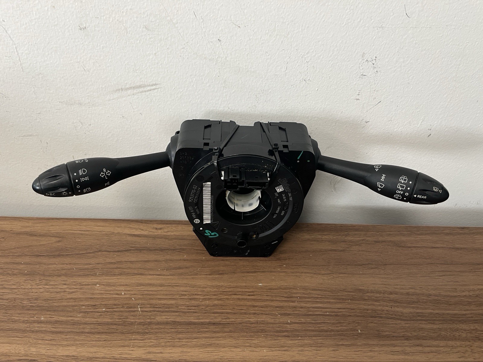OEM 2007–2016 Mini Cooper Steering Column Turn Signal Wiper Switch 9253770-02 OEM 2007–2016 Mini Cooper Steering Column Turn Signal Wiper Switch 9253770-02