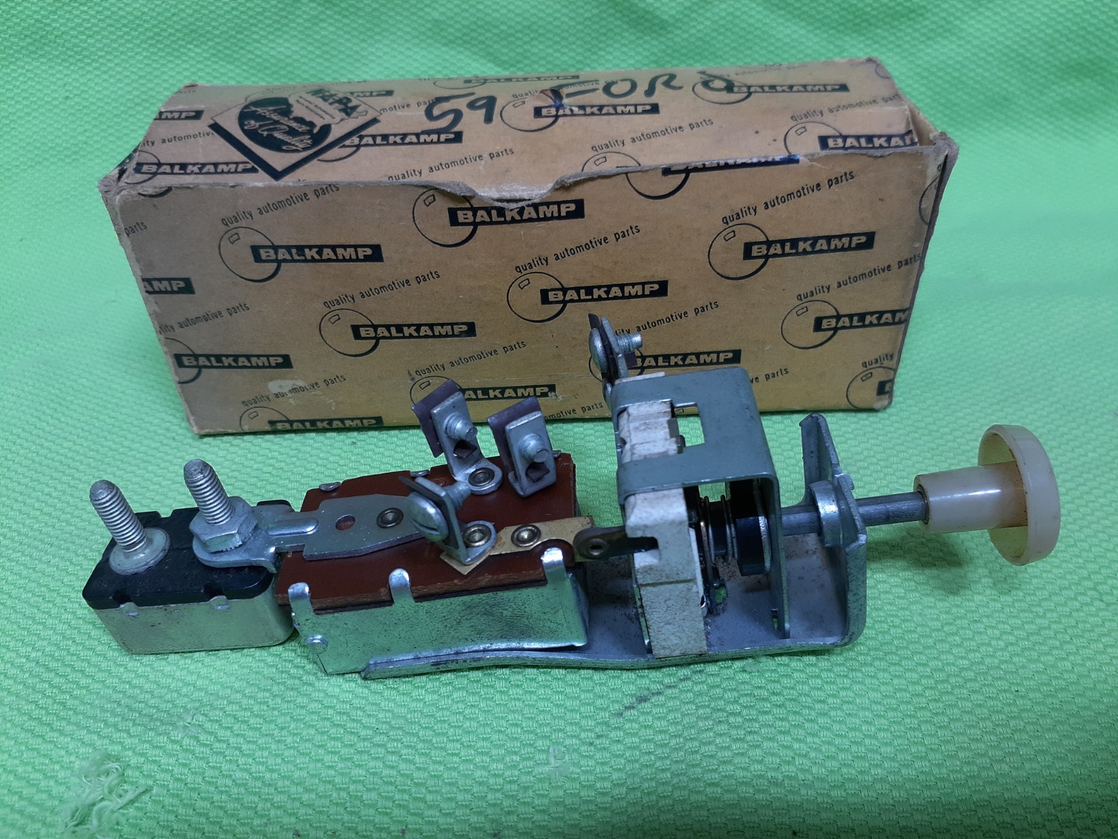 NOS Vintage Universal Headlight Switch Made in the USA NOS Vintage Universal Headlight Switch Made in the USA