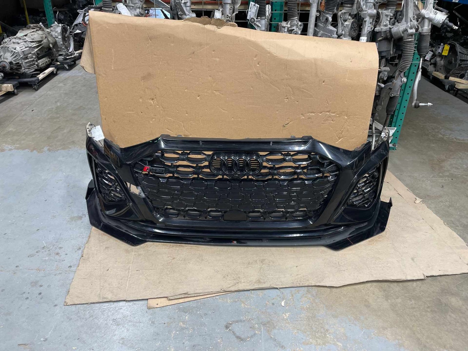 2022-2024 AUDI RS3 OEM FRONT BUMPER COVER ASSEMBLY MYTHOS BLACK METALLIC *CRACK*