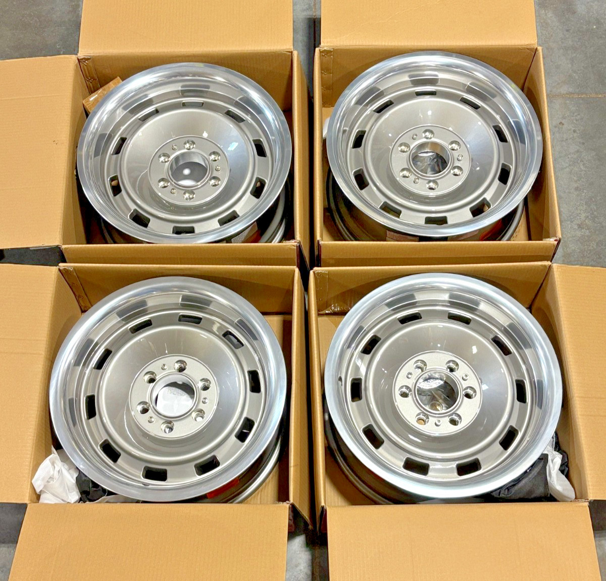 Coys C-10 XL 18x8 Rally Wheel Forged Aluminum wheels
