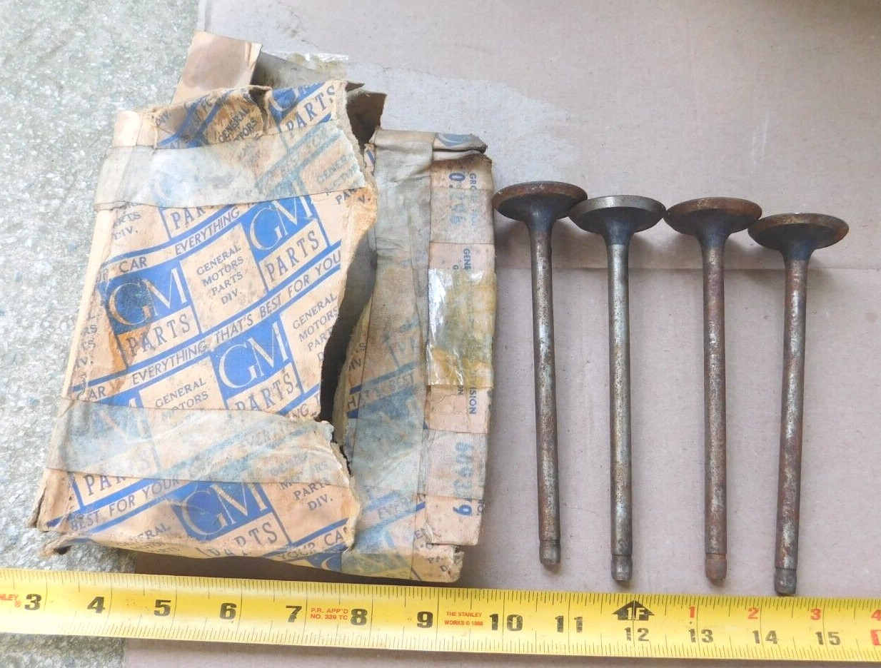 4 NOS ENGINE INTAKE VALVES FOR 1934-35 CHEVY CARS & TRUCKS CHEVROLET 1935 34