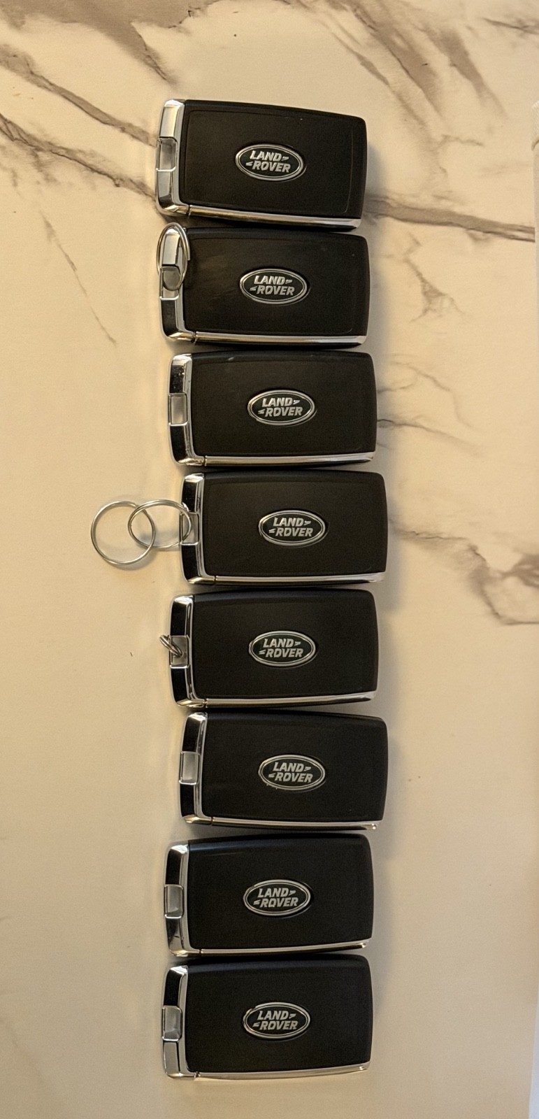 USED OEM 18-24 LAND ROVER RANGE ROVER SMART KEY PROXIMITY REMOTE FOB K0BJXF18A USED OEM 18-24 LAND ROVER RANGE ROVER SMART KEY PROXIMITY REMOTE FOB K0BJXF18A