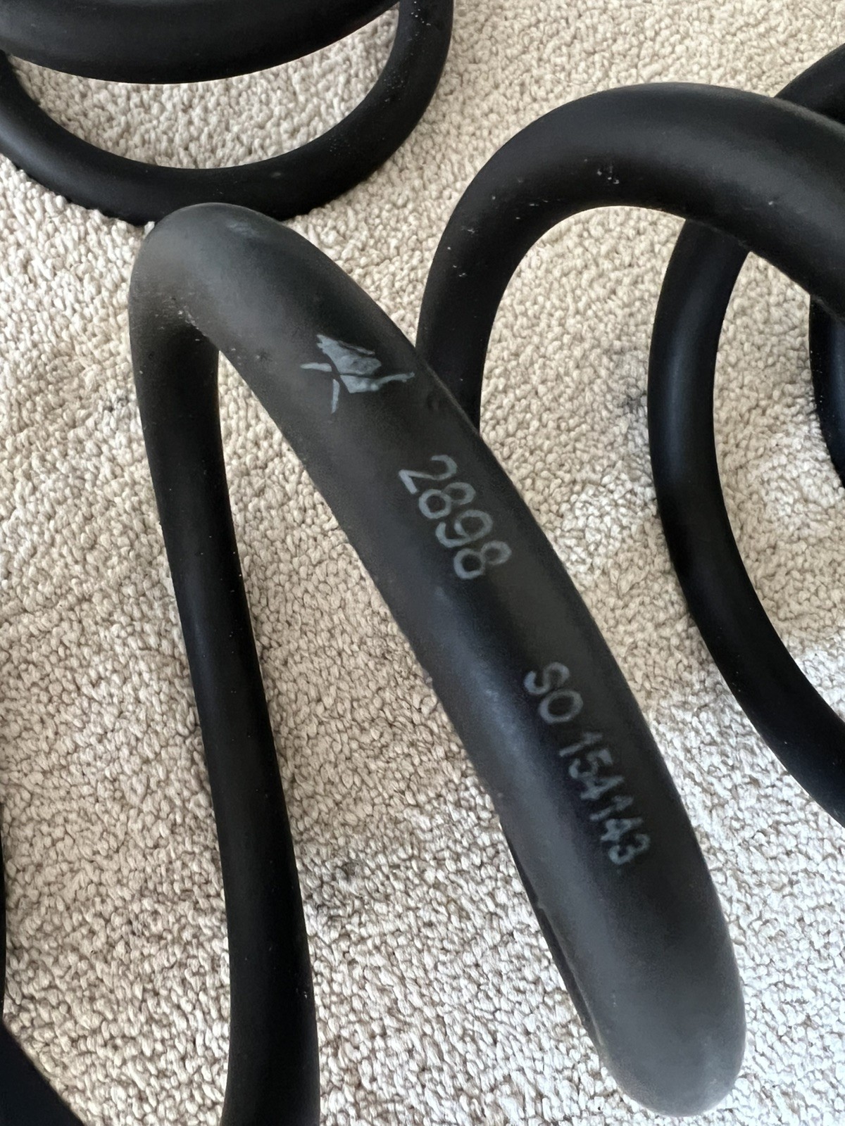 Old Man Emu 2898 Rear Coil Lift Springs Heavy Load for Toyota FJ/4Runner/Prado