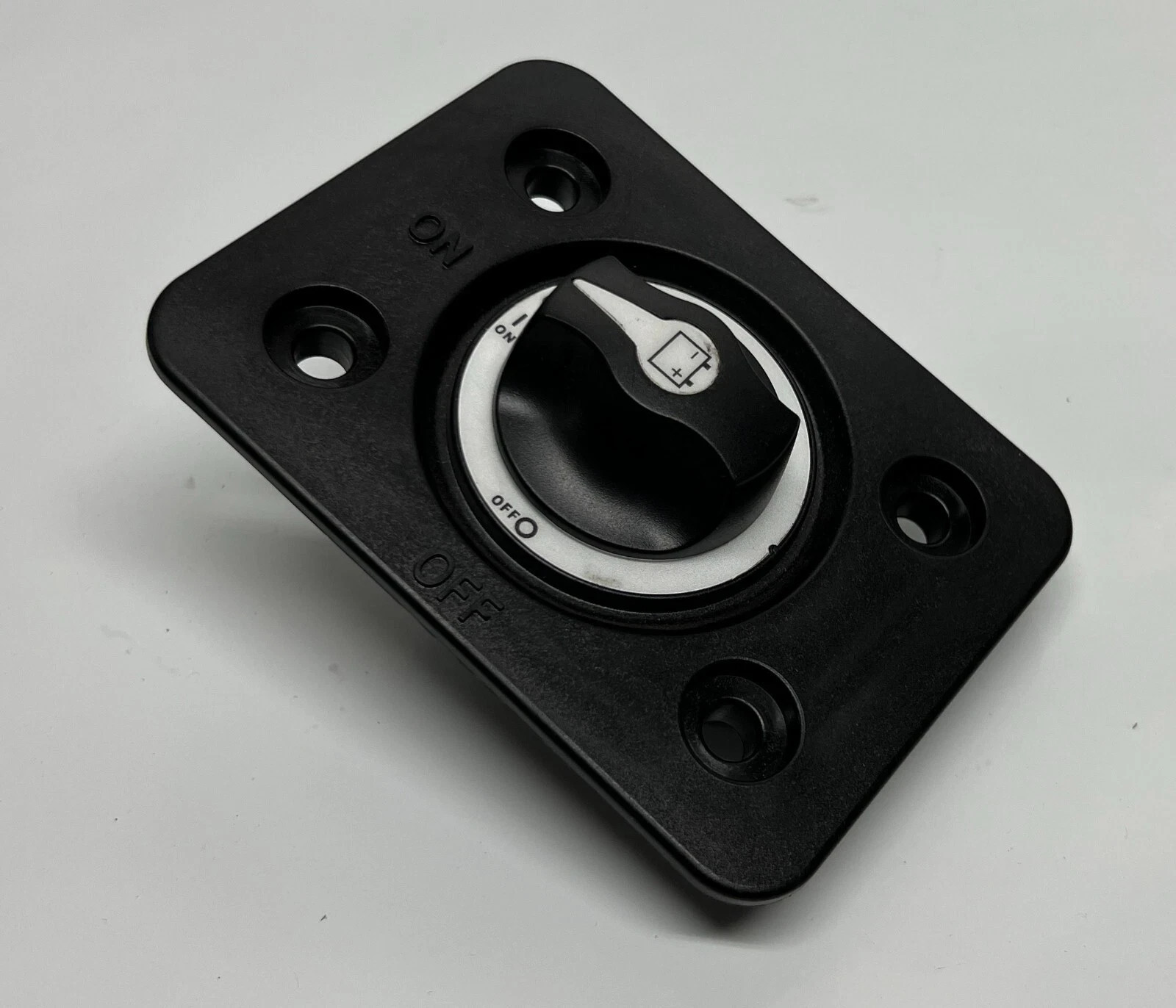 A06-88420-000 Genuine Freightliner Positive Cutoff Switch Single OEM - New