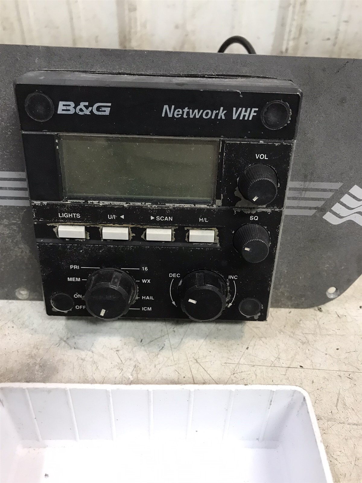 94 Four Winns 278 Vista Boat B&G B & G VHF Marine radio transceiver PRT 380 