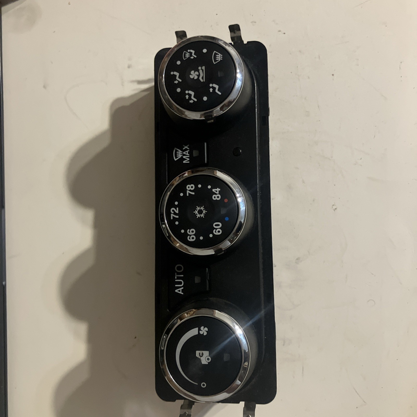 F21-1048-20012 E Genuine Paccar Temperature Control Panel HVAC OEM F21-1048-20012 E Genuine Paccar Temperature Control Panel HVAC OEM