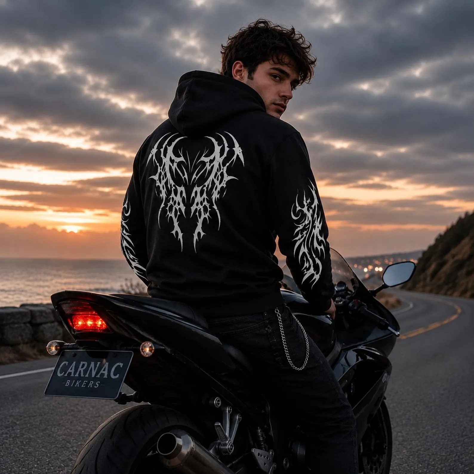 Armored Motorcycle Hoodie, Aramid Lined, CE Level 2, Reflective Tribal Pattern