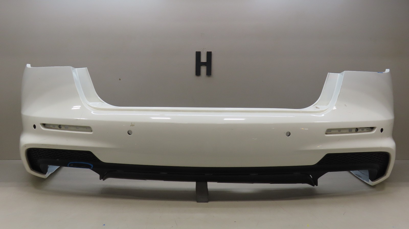 2018-2024 MASERATI QUATTROPORTE GTS REAR BUMPER COVER W/VALANCE OEM 670066452