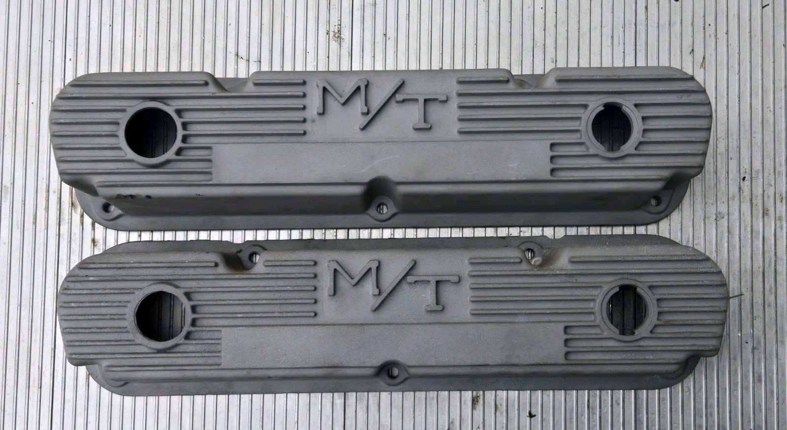 M/T Mickey Thompson Mopar Small Block Aluminum Valve Covers 318 340 360 103R-63B M/T Mickey Thompson Mopar Small Block Aluminum Valve Covers 318 340 360 103R-63B