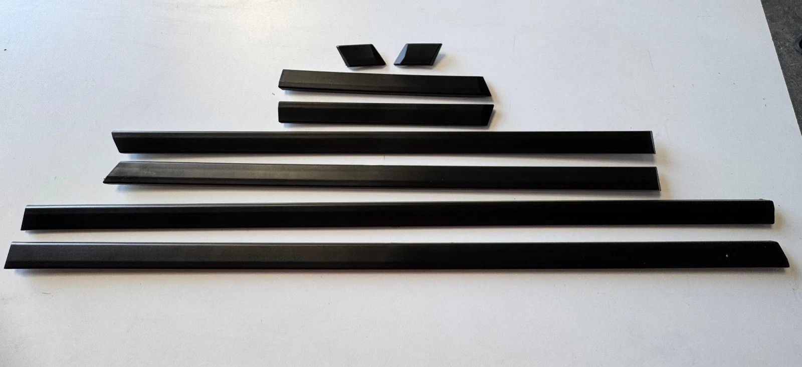 For BMW E34 1987-1996  Body Side Moulding Trim Set 8 Pcs with Clips