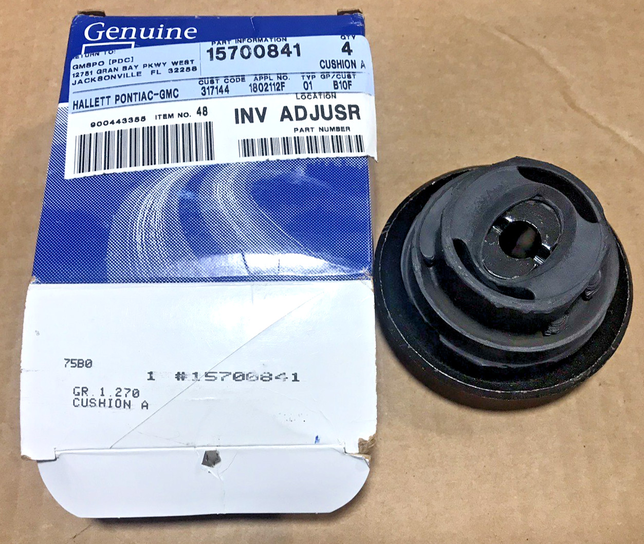 15700841 NOS Radiator Support Cushion 1982-1994 GM Trucks 15700841 NOS Radiator Support Cushion 1982-1994 GM Trucks