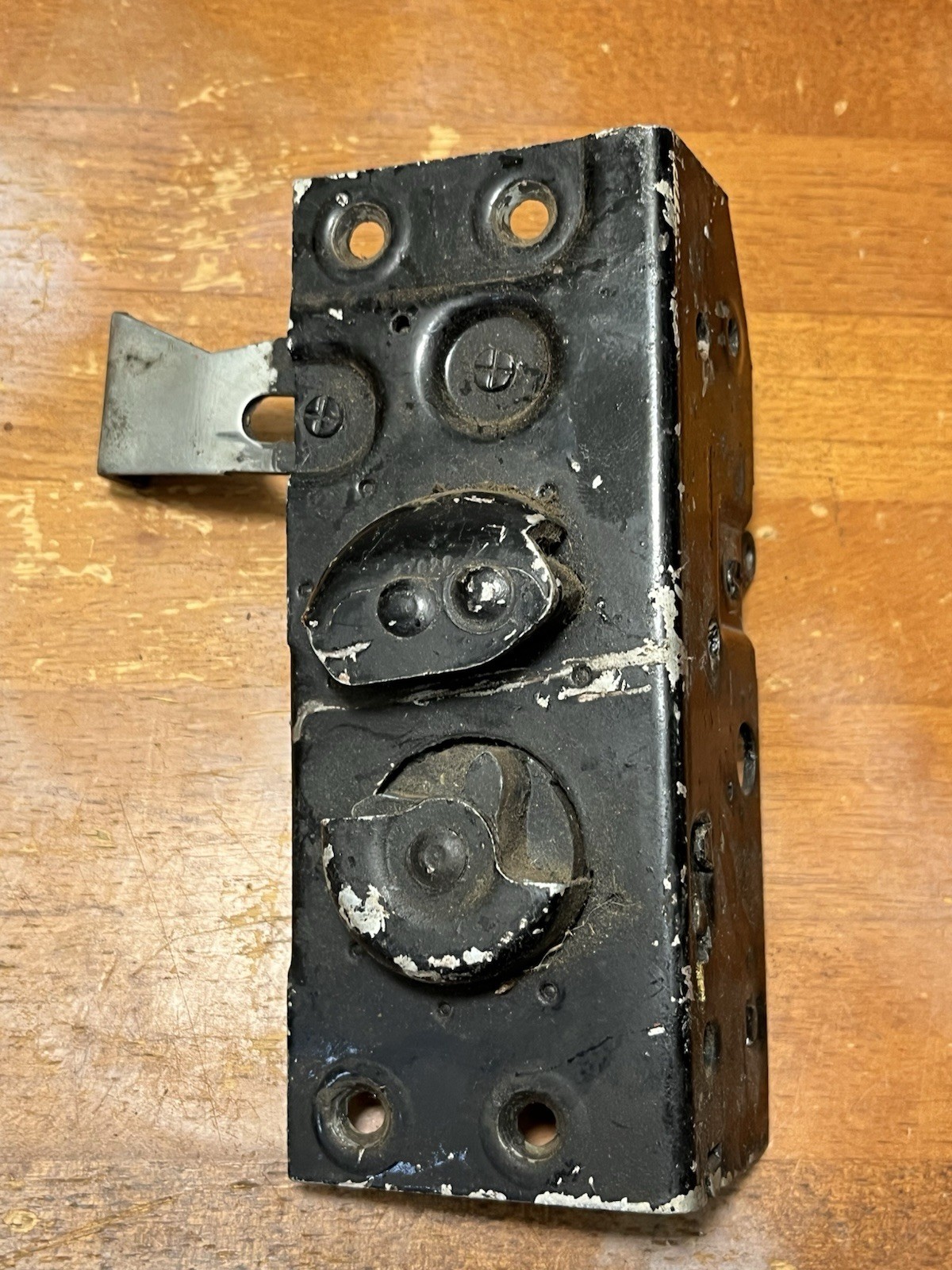 Vintage 1964 - 1965 Studebaker Car Left Front Door Latch Assembly Original LH Vintage 1964 - 1965 Studebaker Car Left Front Door Latch Assembly Original LH