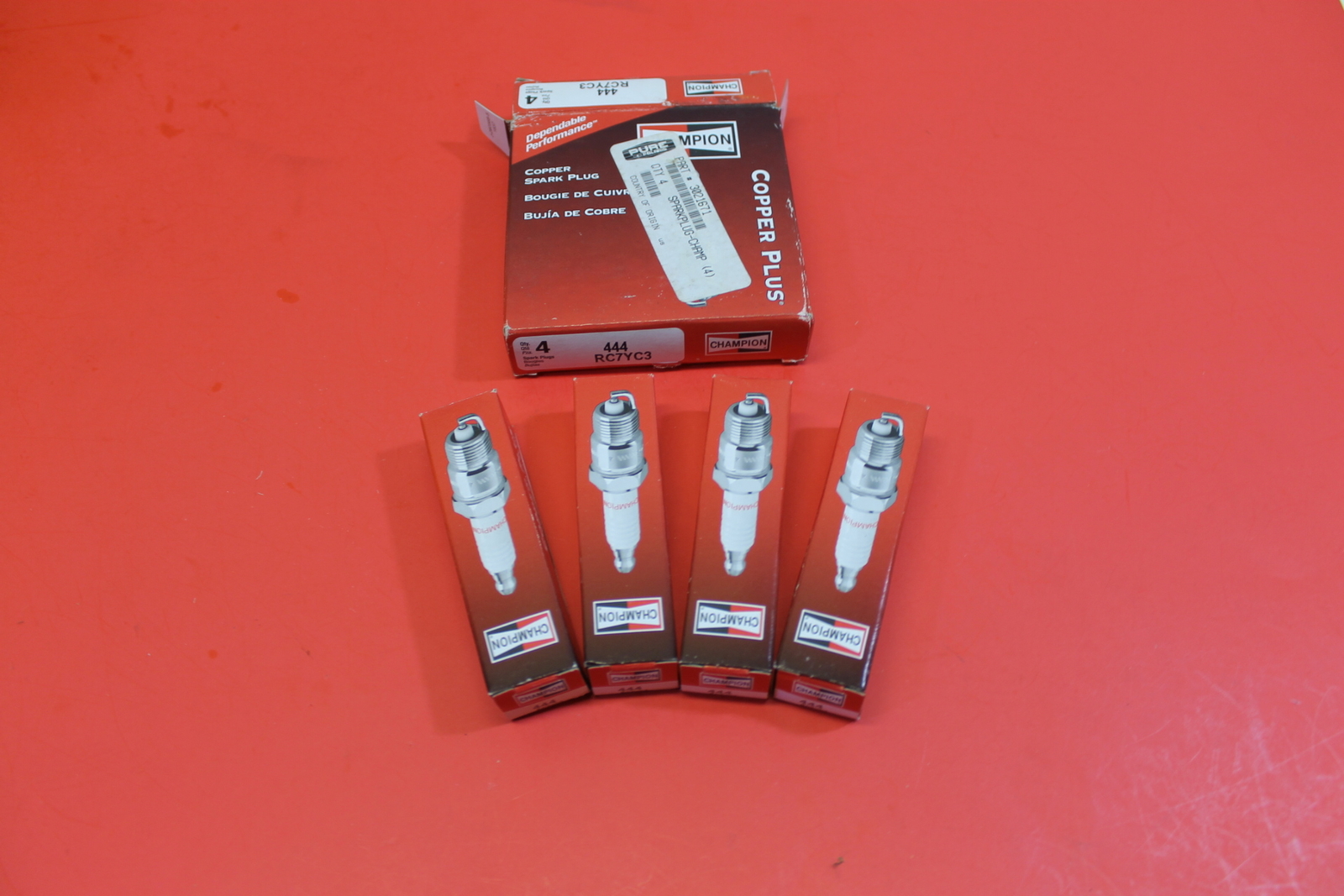 NEW CHAMPION COPPER PLUS Spark Plugs RC7YC3 444 Set of 4 NEW CHAMPION COPPER PLUS Spark Plugs RC7YC3 444 Set of 4