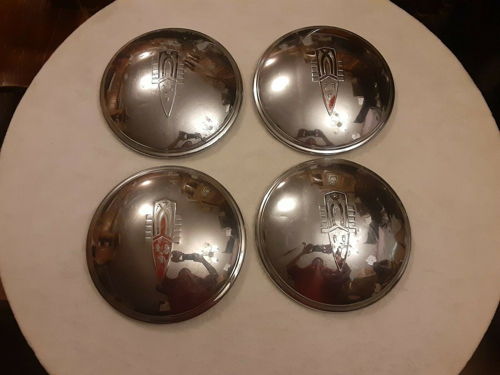 Vintage 1948 Oldsmobile Hubcaps 8 In Vintage 1948 Oldsmobile Hubcaps 8 In