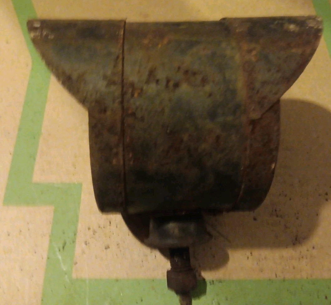 1930s 40s Vintage SIGNAL STAT HOODED TURN SIGNALS TRUCK ARROW BOTH SIDES AMBER 1930s 40s Vintage SIGNAL STAT HOODED TURN SIGNALS TRUCK ARROW BOTH SIDES AMBER