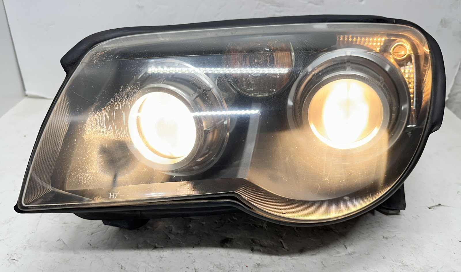 2004-2008 CHRYSLER CROSSFIRE LEFT DRIVER HALOGEN HEADLIGHT HEADLAMP OEM